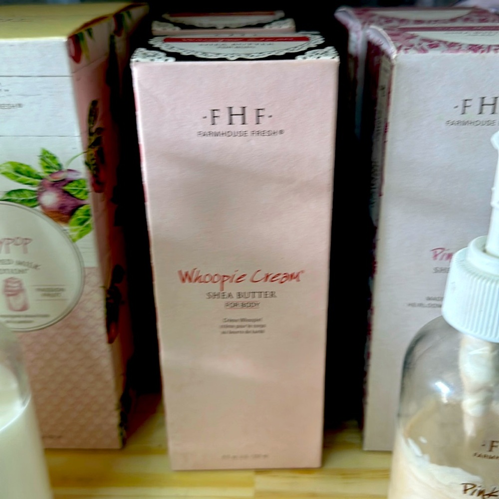 FarmHouse Fresh Whoopie Cream Shea Butter Moisturizer 8oz